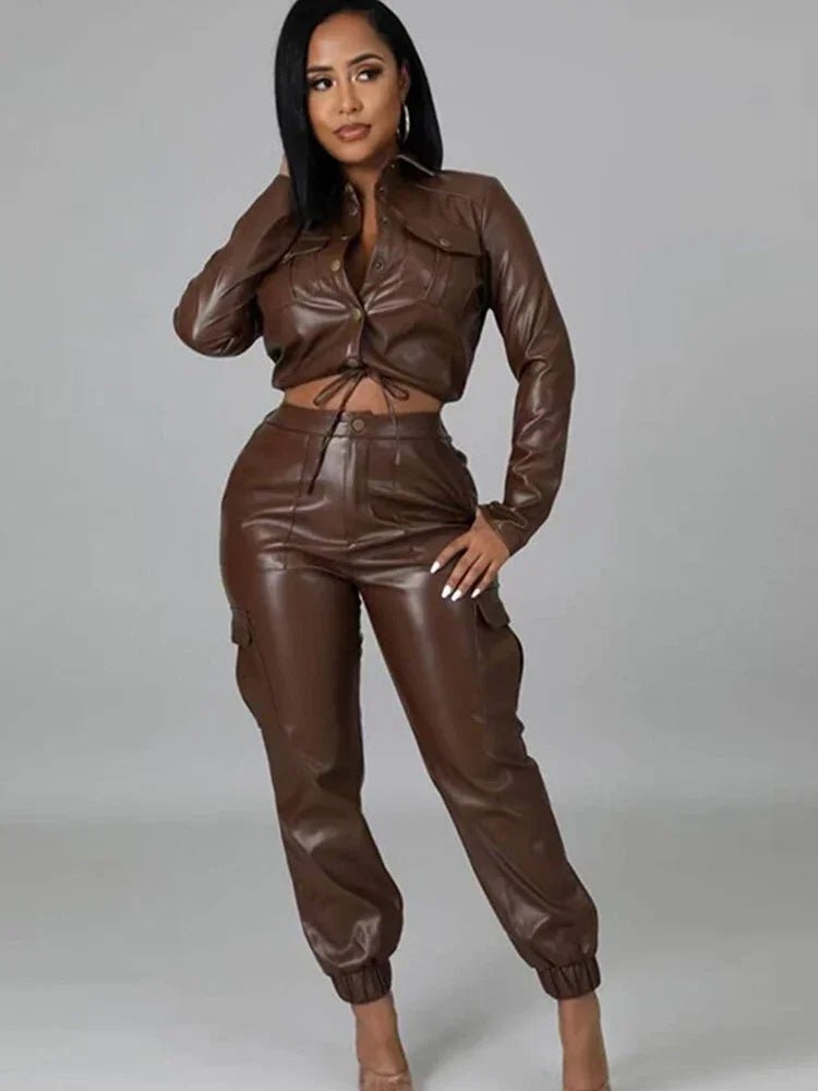 Elegant Women's Leather Pantsuit - Slim Fit 2-Piece Set for Autumn/Winter - Fashionable Outfit for Women - Solid Color - Tress's Beauty